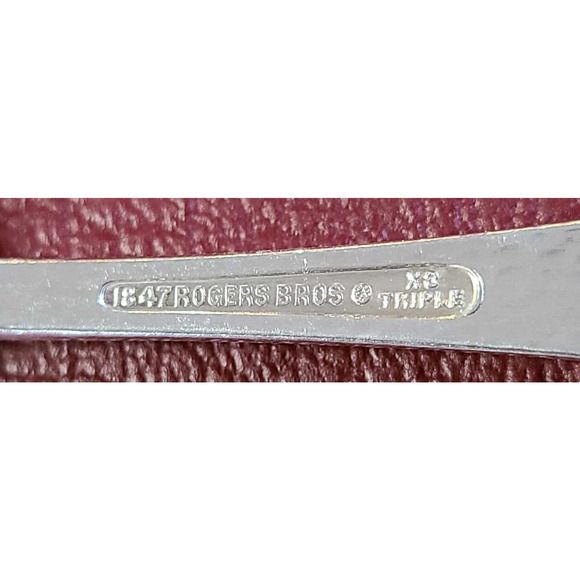 Antique 24pc Rogers Bros XS Triple Silver Plated Monogrammed A Heraldic Flatware - Picture 6 of 14